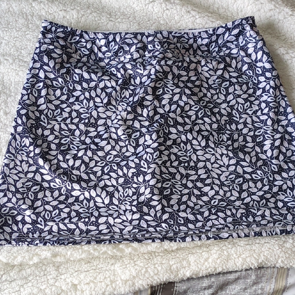 Floral Navy Blue and White Women's Skort